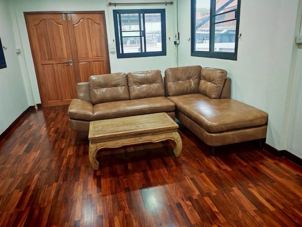 ✨ For Rent | 4BR Newly Renovated House (250 sqm | Big Garden | 6–8 Parking) - photo 2