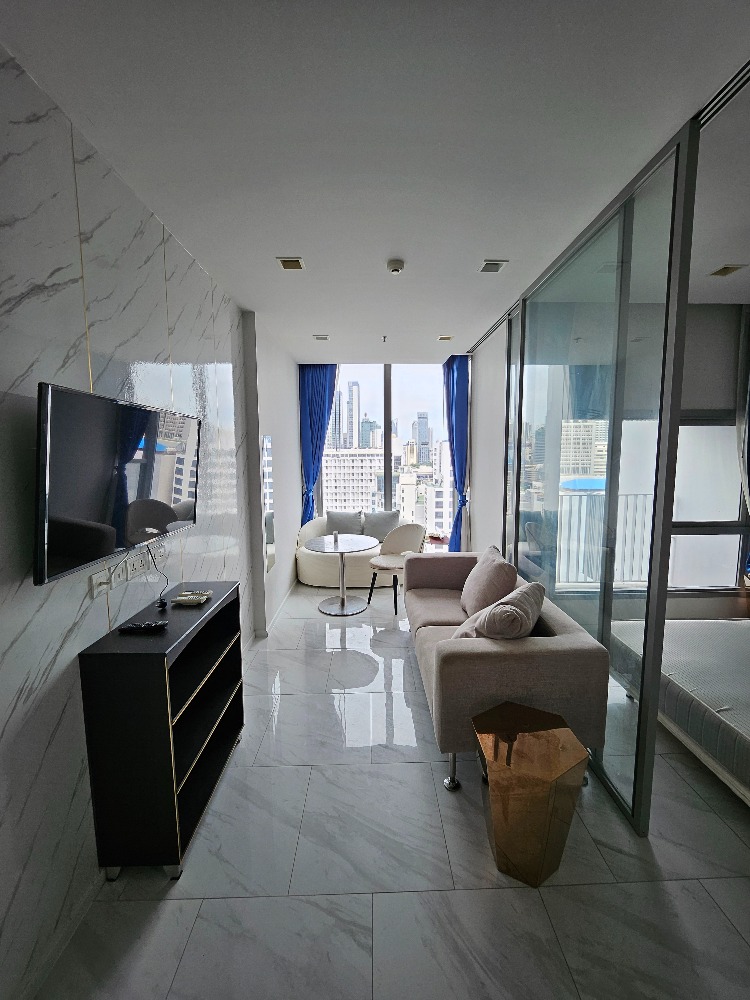 Hyde Sukhumvit 11 - main photo