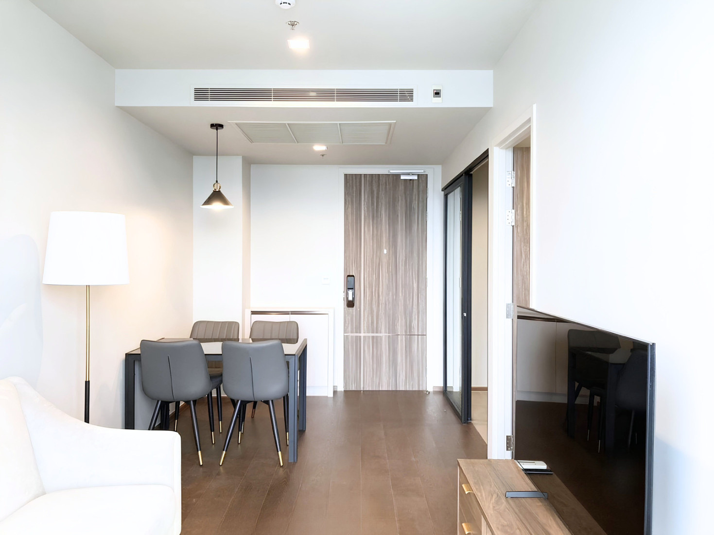 Ideo q Sukhumvit 36 - main photo