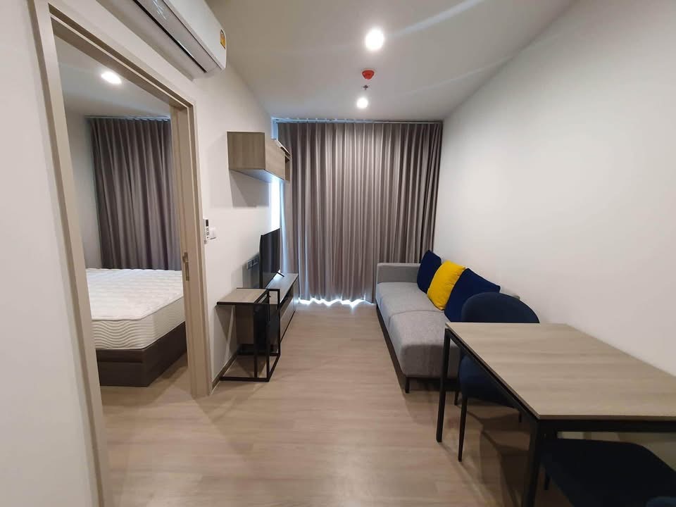 The Base Phetchaburi-Thonglor - photo 2