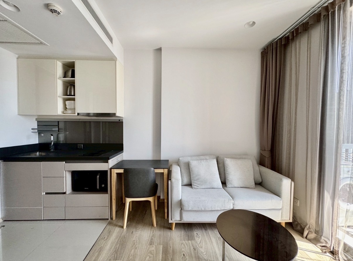 Oka Haus Sukhumvit 36 - photo 2