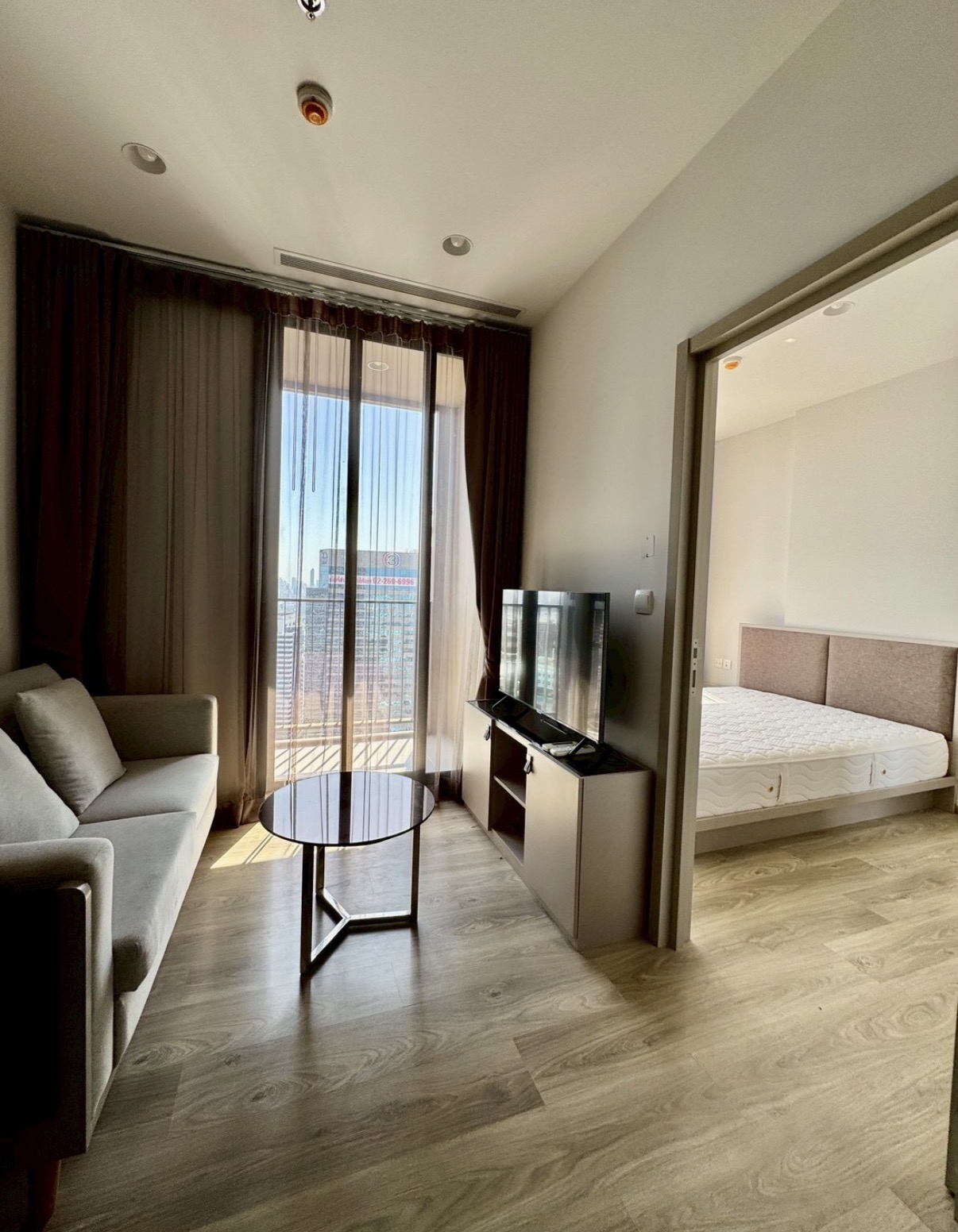 Oka Haus Sukhumvit 36 - photo 3
