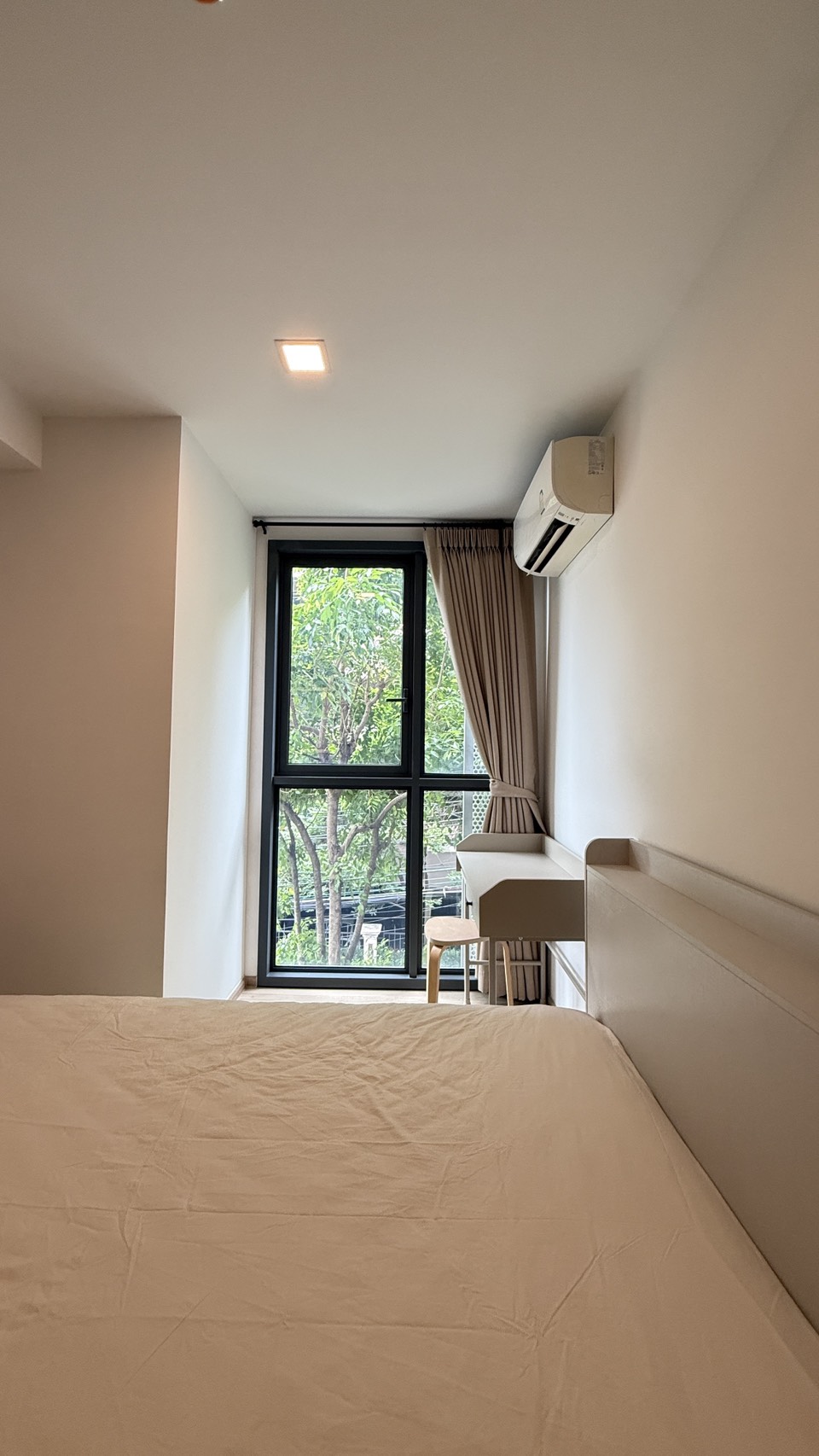 Taka Haus Ekamai 12 - photo 3