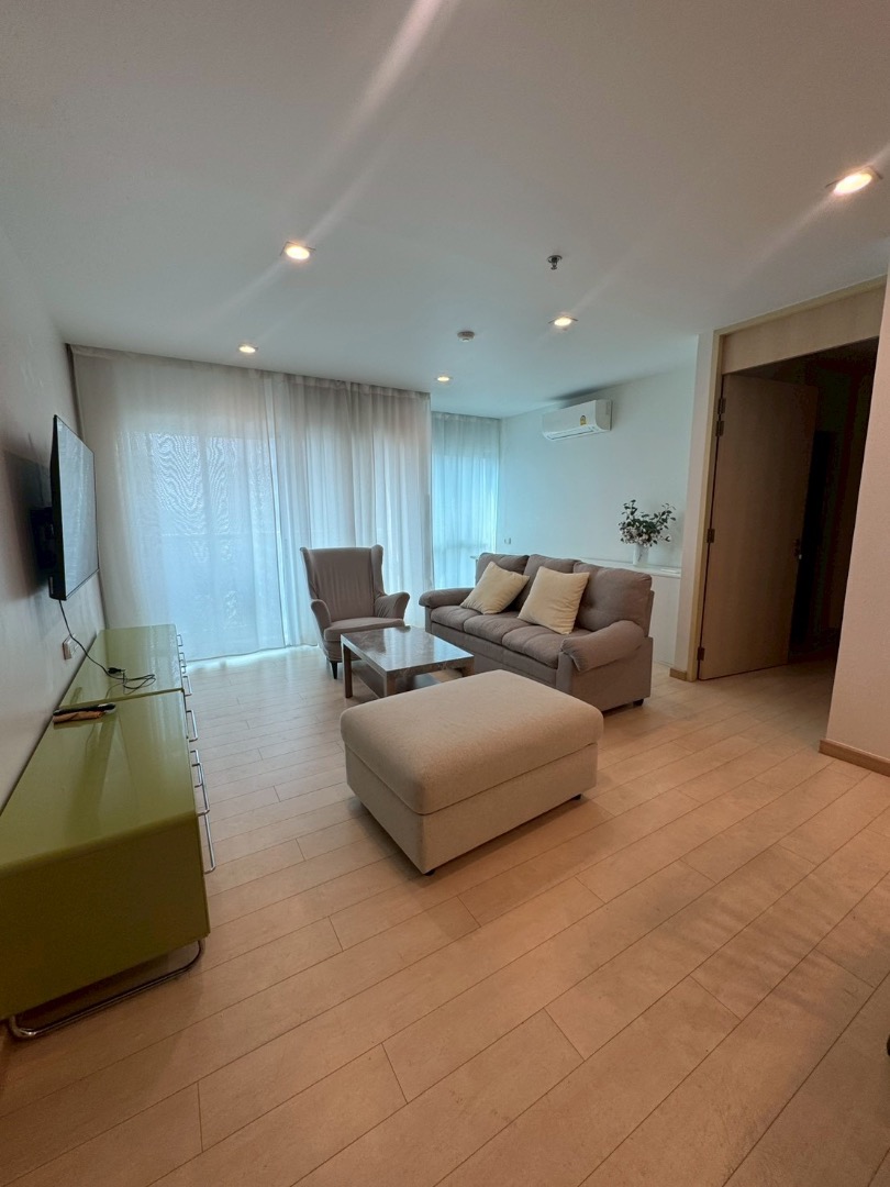 Silom Suite - main photo
