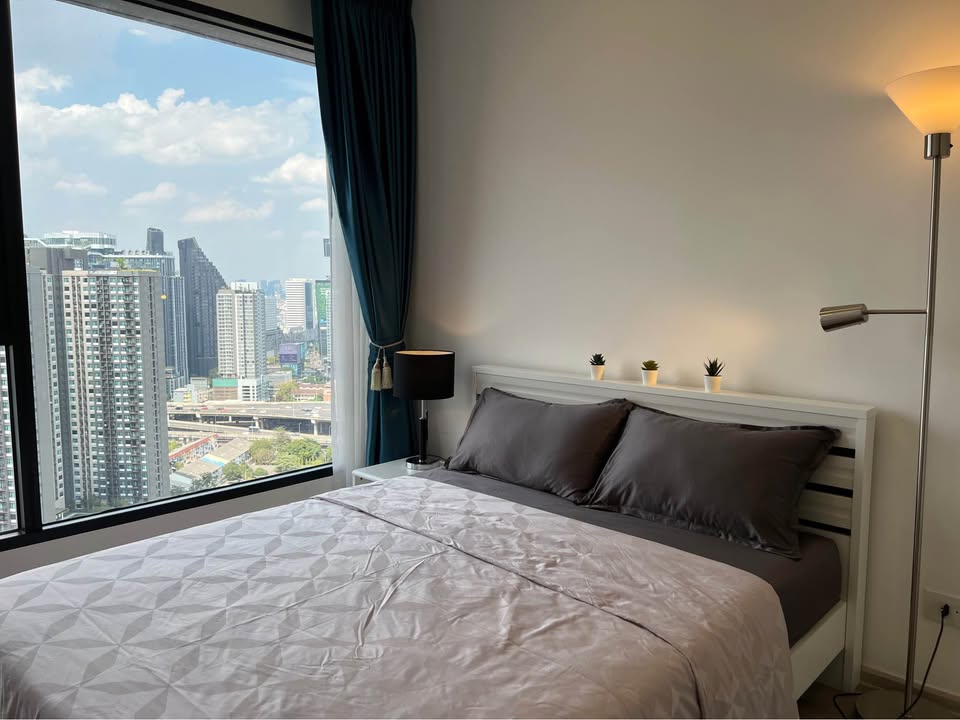 IDEO Mobi Asoke - main photo