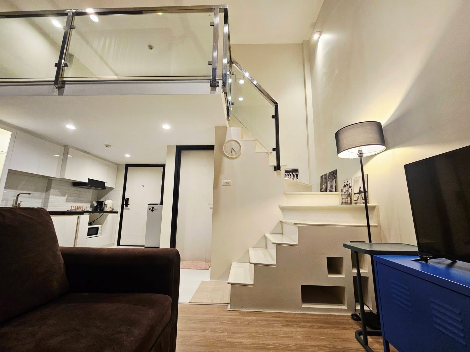Thames Residence - main photo