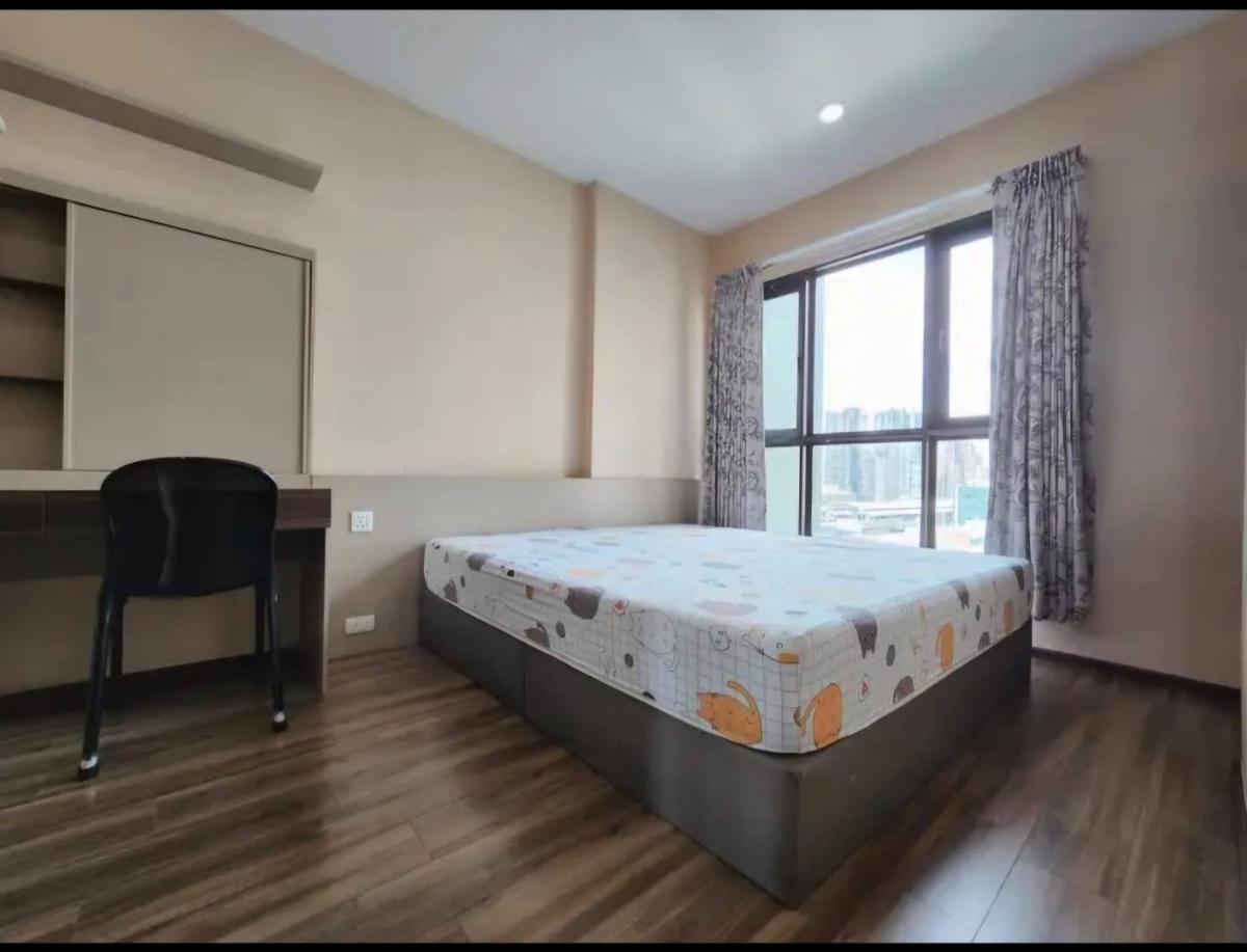 Teal Sathorn Taksin - photo 3