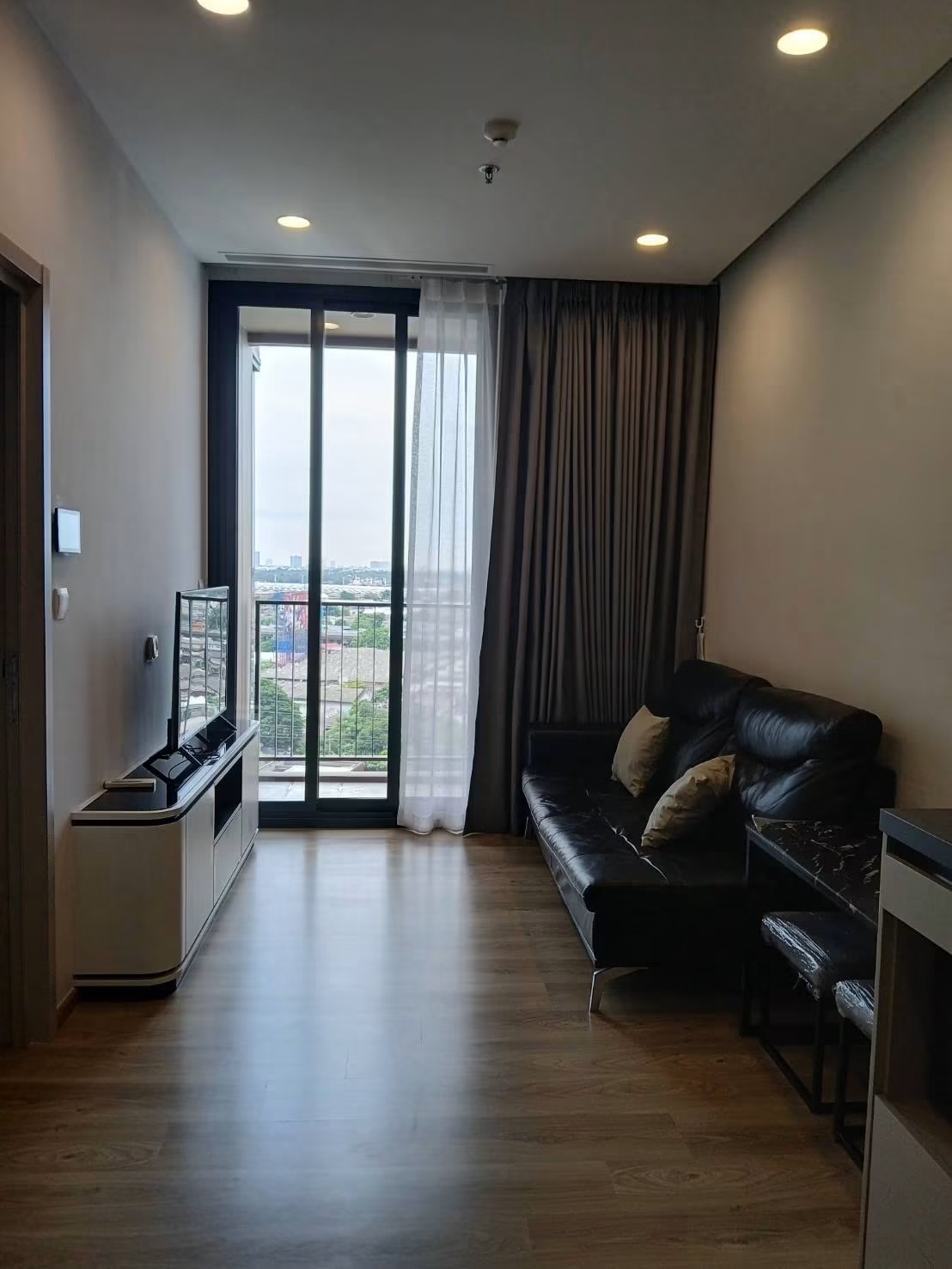 Oka Haus Sukhumvit 36 - Rama 4 - main photo