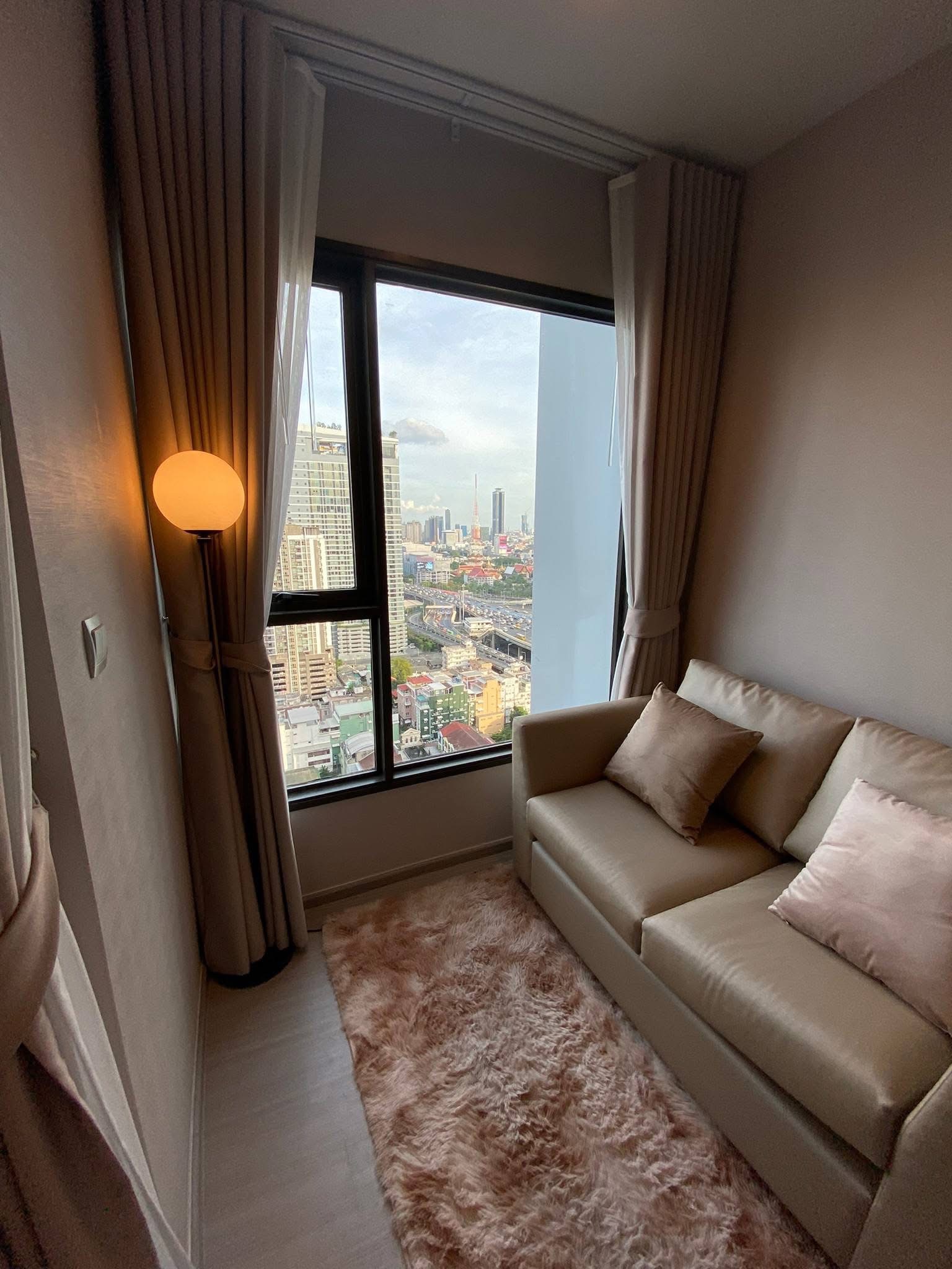 Life Asoke Rama 9 - photo 3