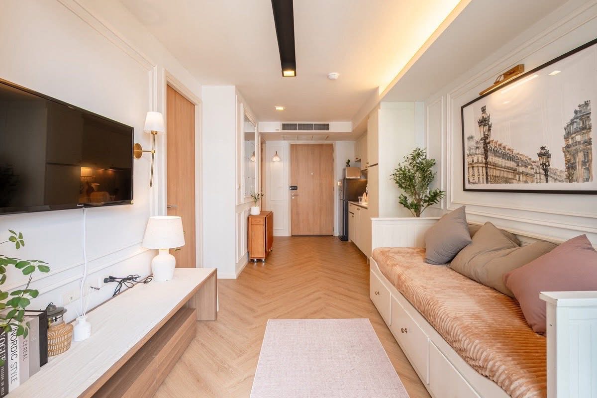 The nest ploenchit  - photo 2