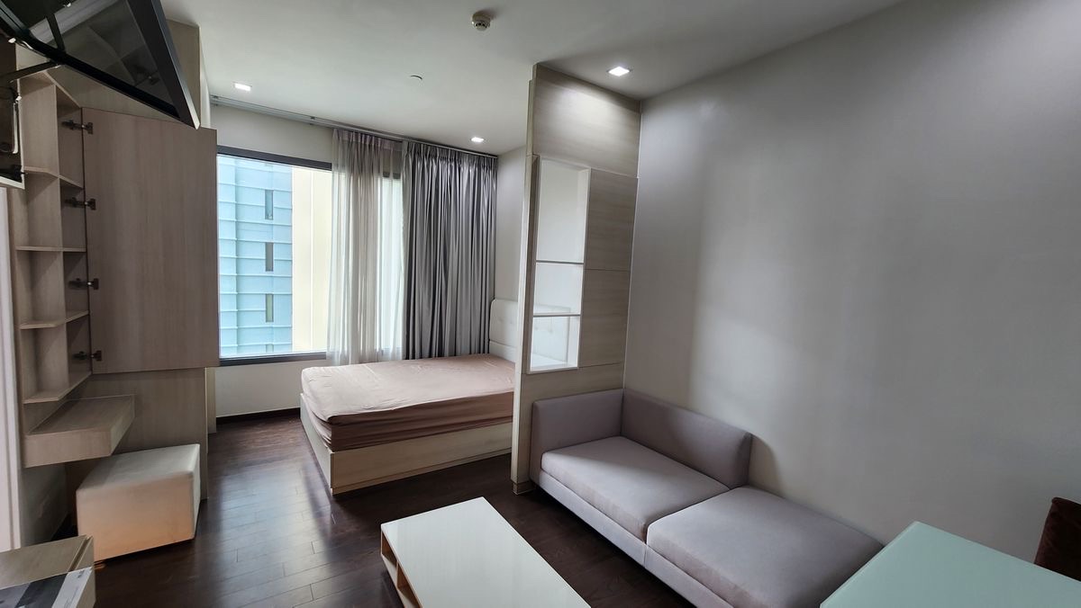 Q Asoke๐ฟ๐ค - main photo