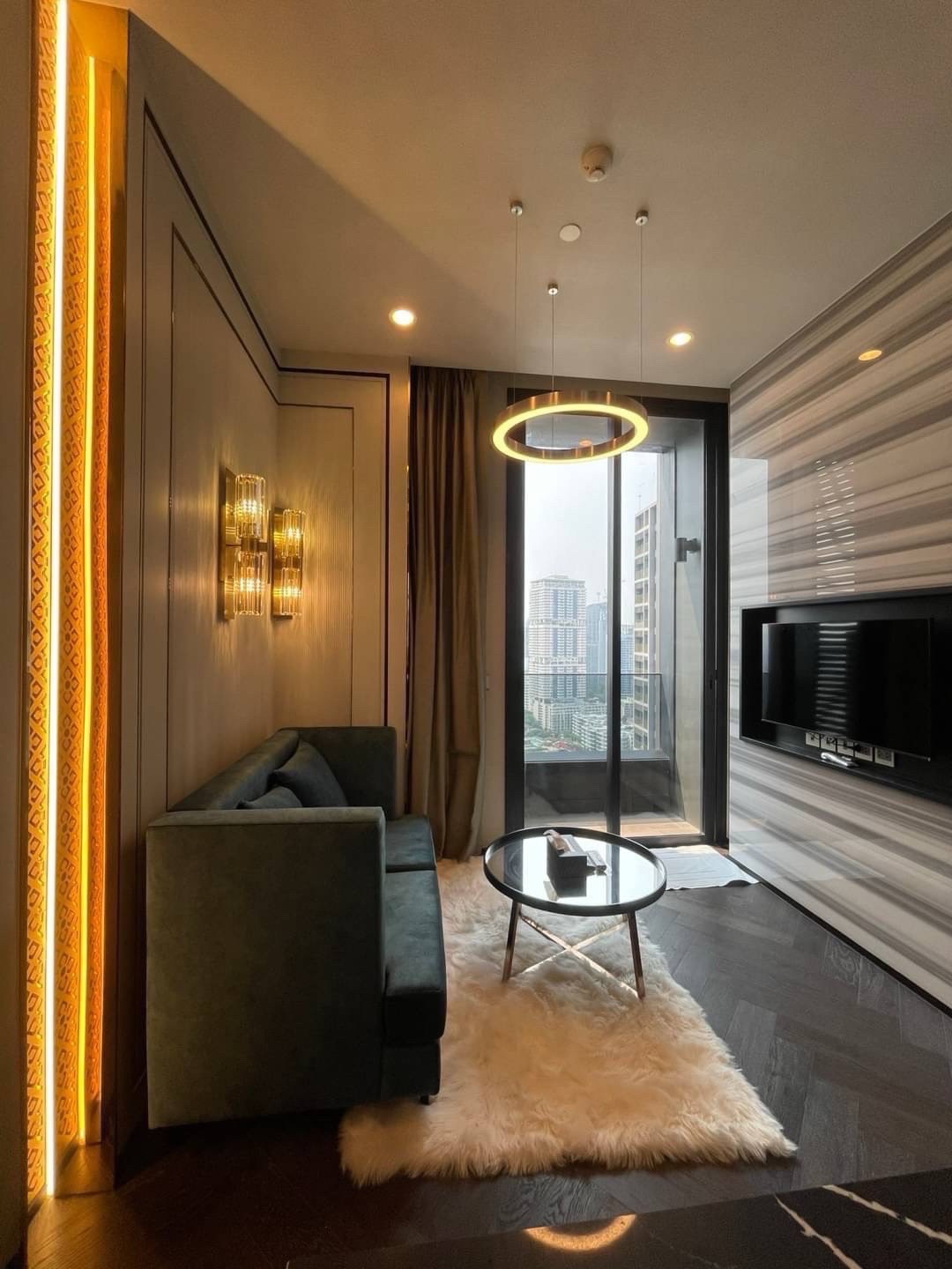 THE ESSE SUKHUMVIT 36
