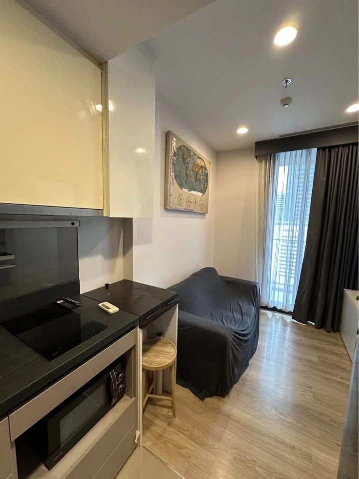 Oka Haus Sukhumvit 36 - photo 2