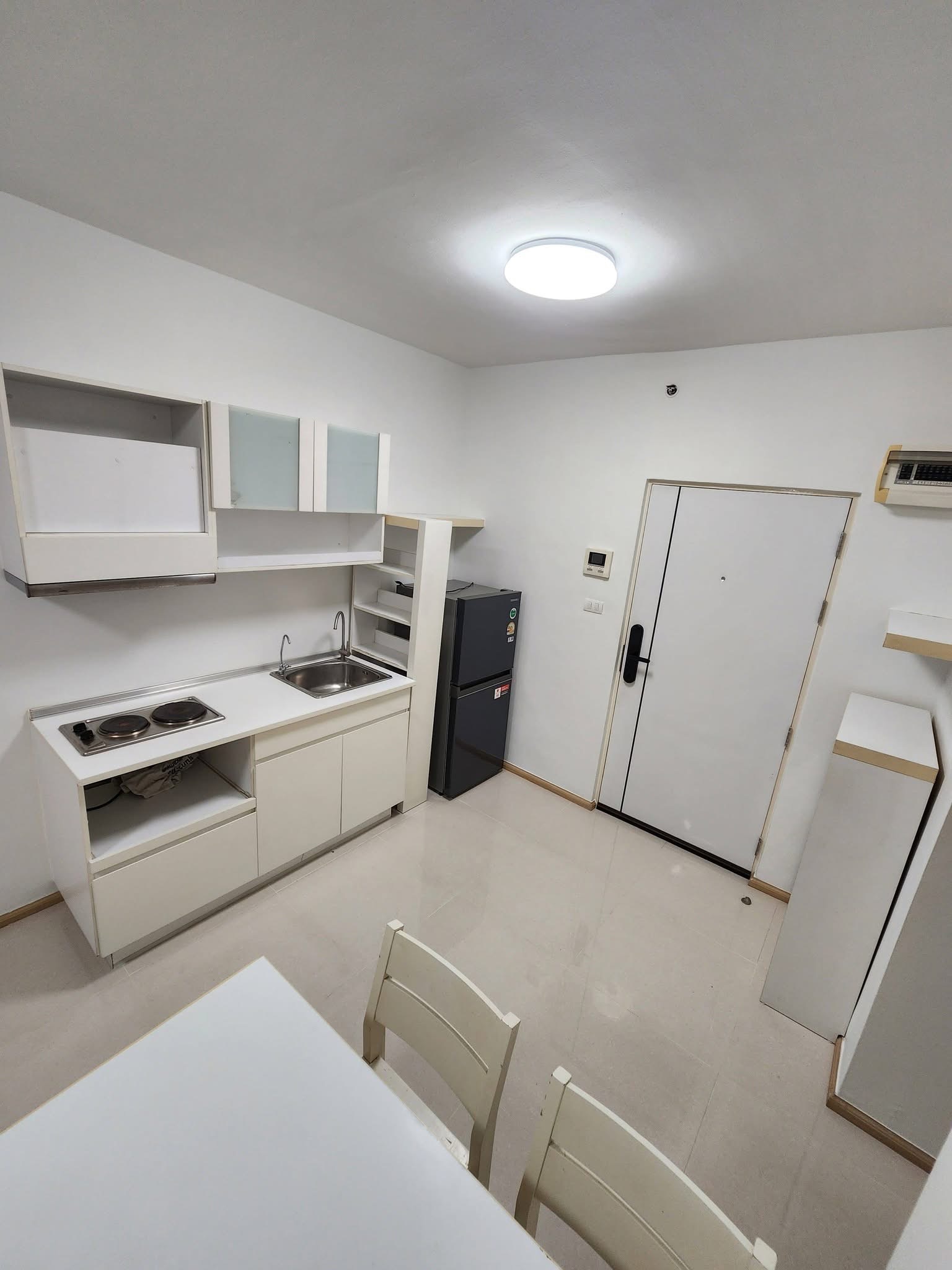 A space asoke ratchada - photo 2