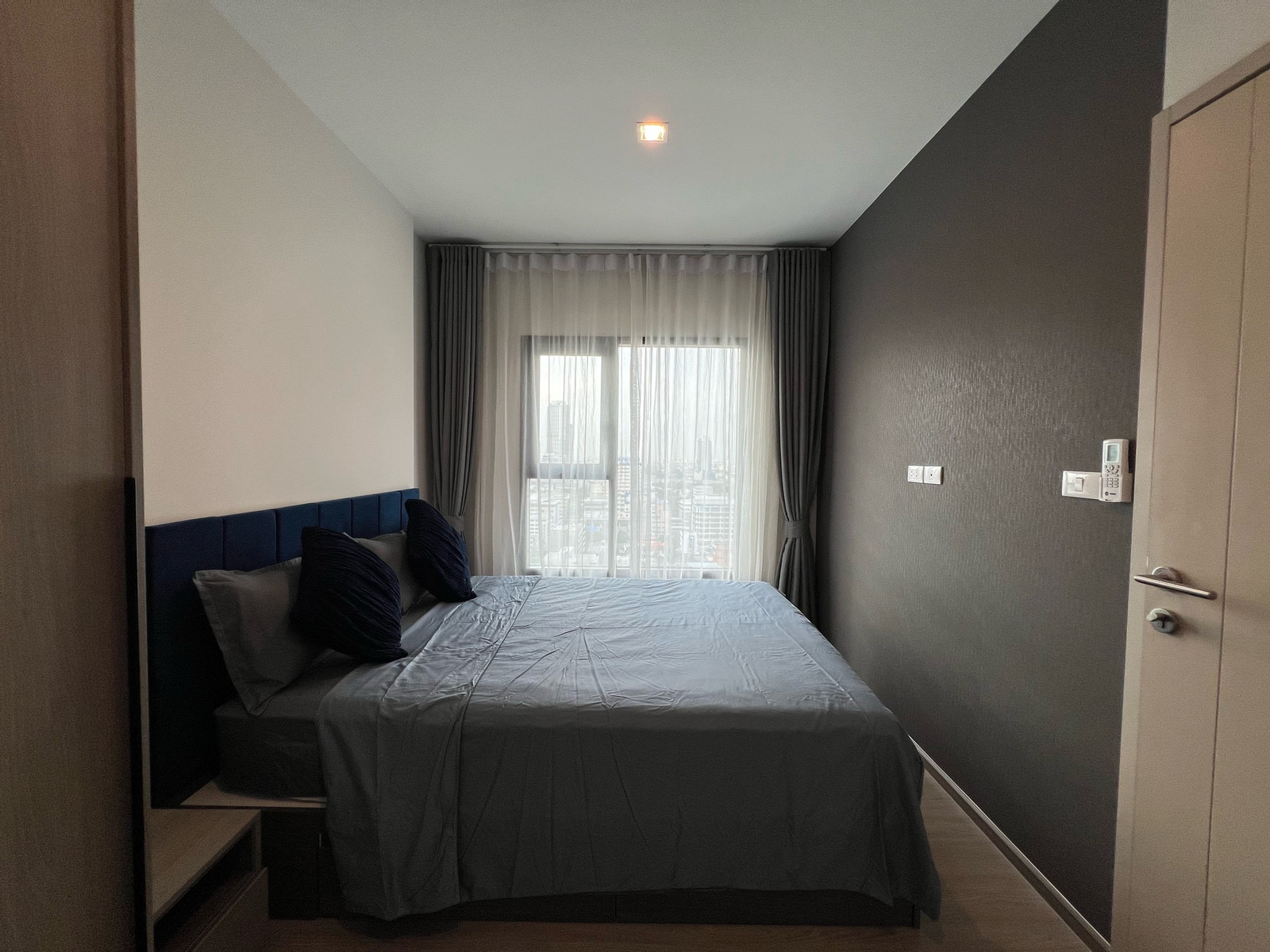 The Base Phetchaburi-Thonglor - photo 2