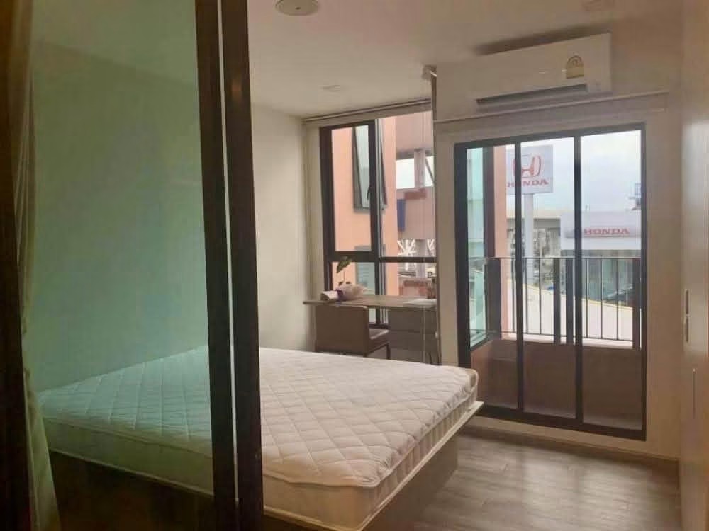 Brown Condo Phaholyothin 67 - main photo