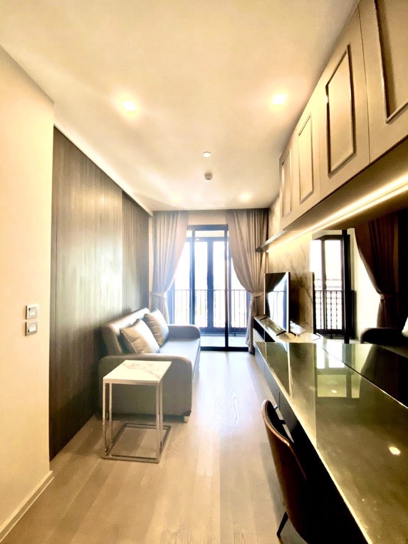 Ashton Asoke - photo 2