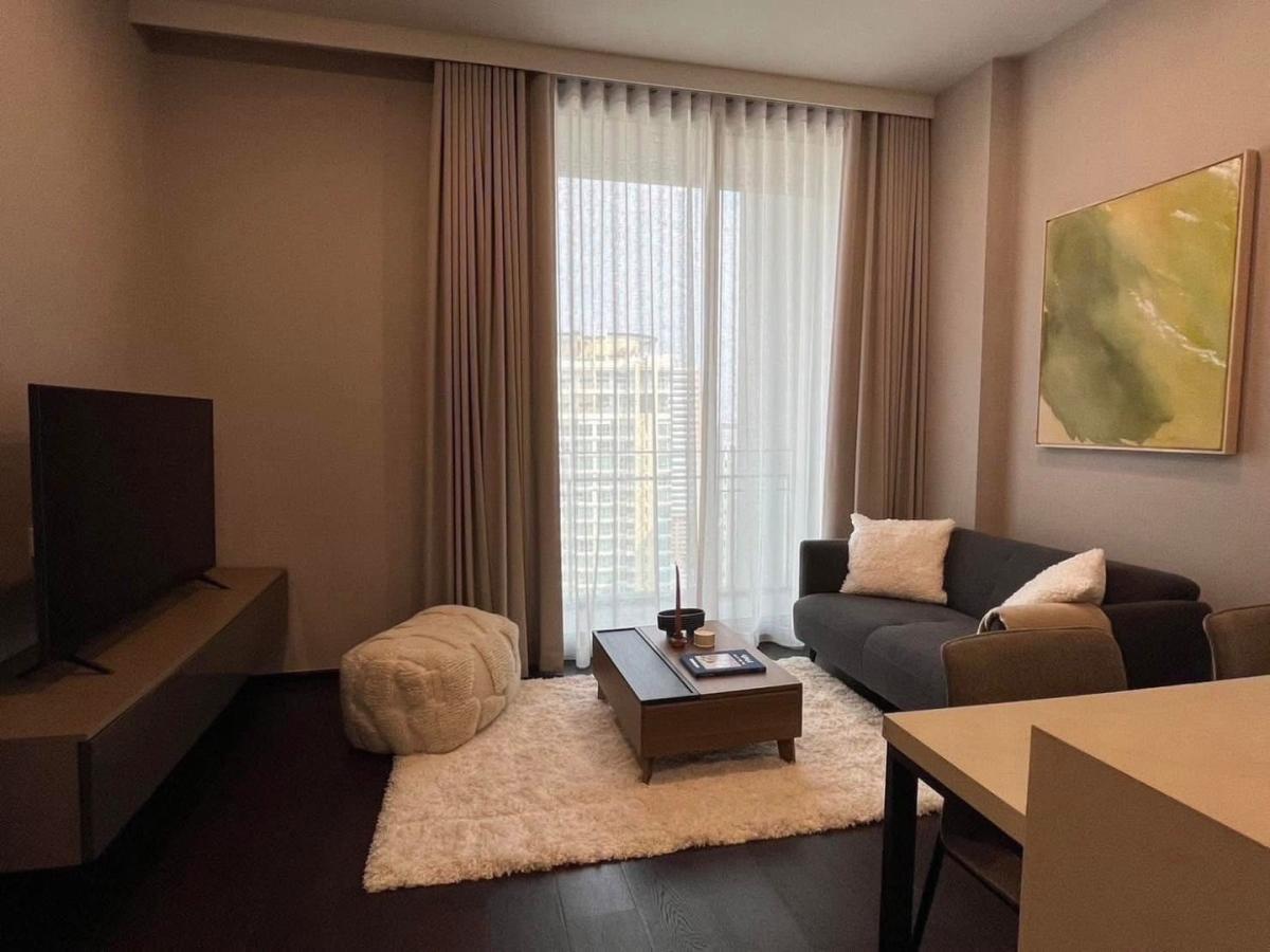 Laviq sukhumvit 57 - main photo