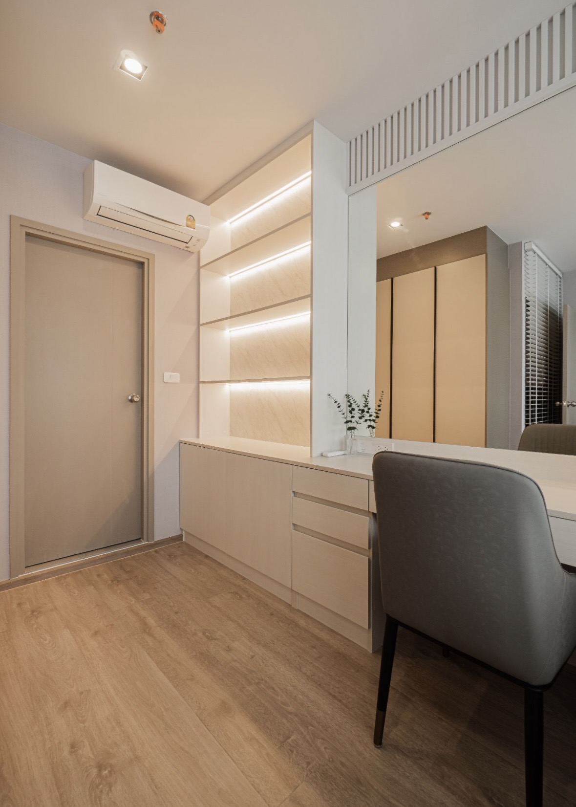 Ideo Rama 9 - Asoke - photo 3