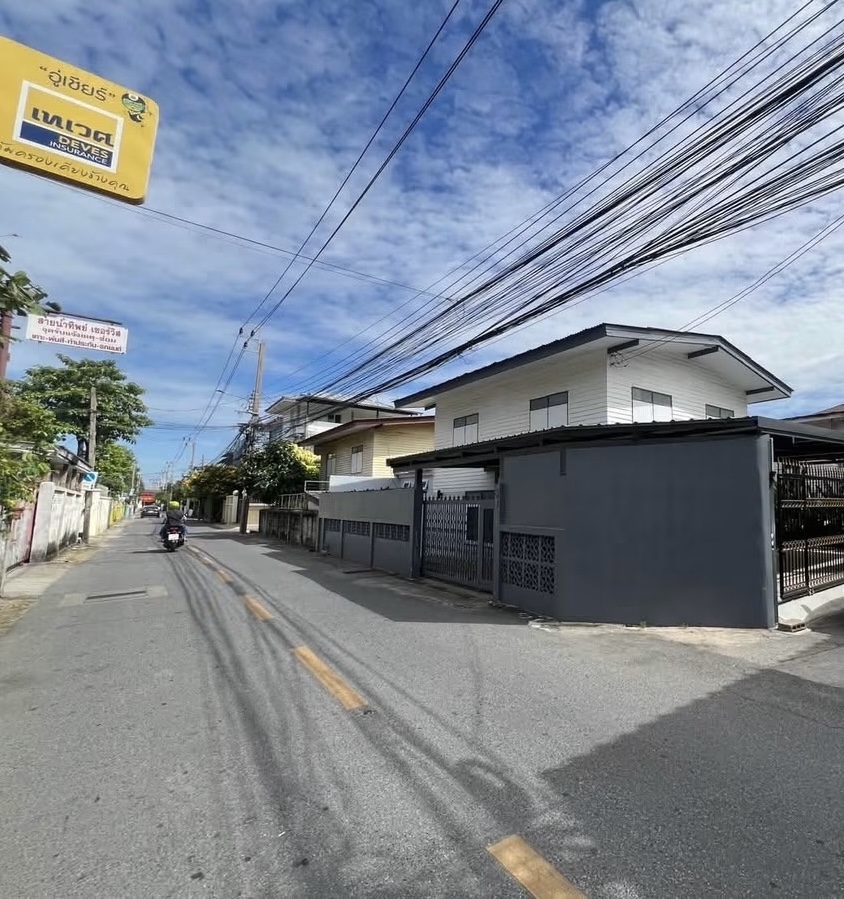 2-Storey House Bangna - main photo